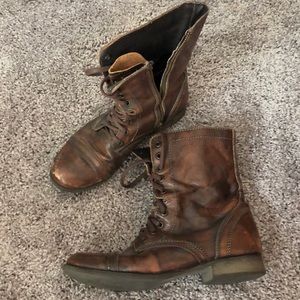 Steve Madden combat boot
